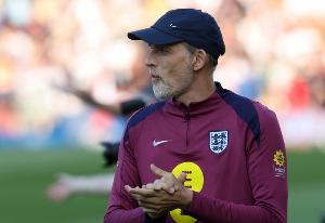 kaiyun-图赫尔：英格兰队拥有顶尖的球员，肯定能找到最合适的中场搭配