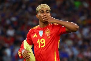 开云官网-每体：亚马尔背部不适但伤情不严重，预计能出战下场对土耳其比赛