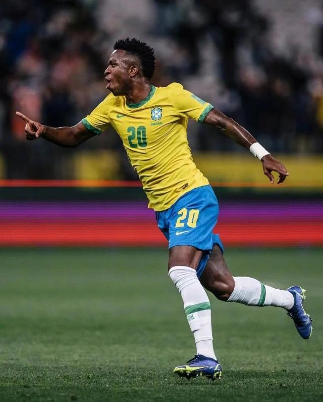 开云体育下载-【世界杯前瞻】新星登场！他们的故事从卡塔尔开始